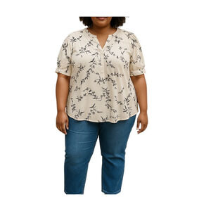 Torrid Blouse Harper Ivory Cream Black Floral Button VNeck Ruched Sleeve 2X